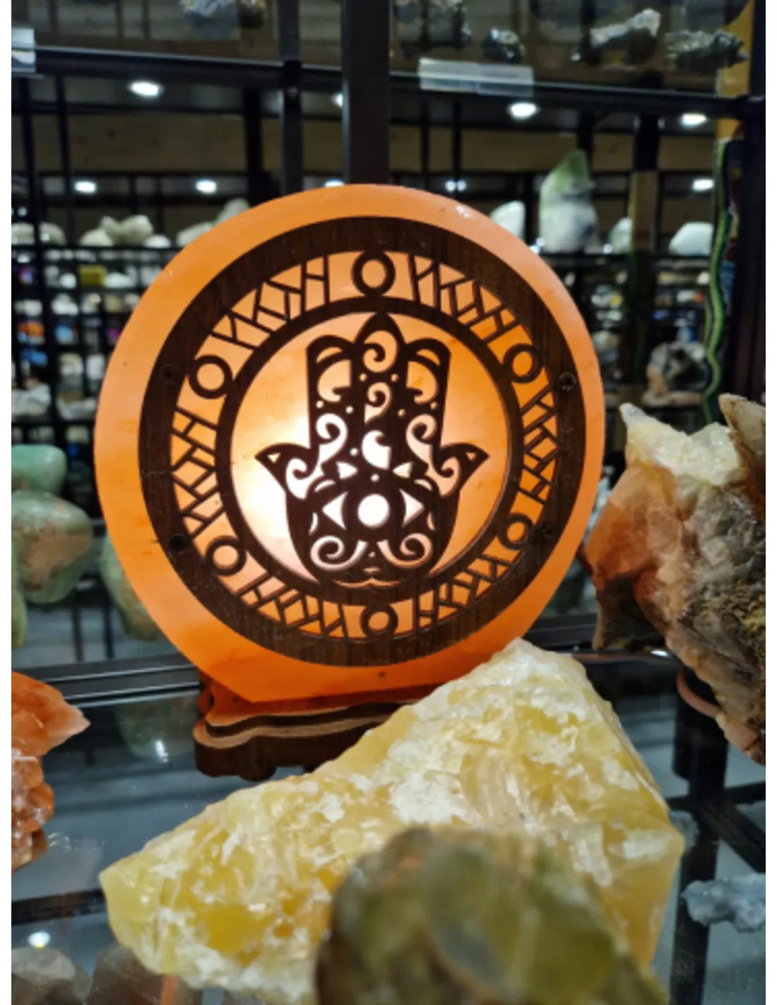 Zoutsteen lamp hamsa hand rond deco incl. elektra 2 Zoutsteen lamp hamsa hand rond deco incl. elektra - Afbeelding 2