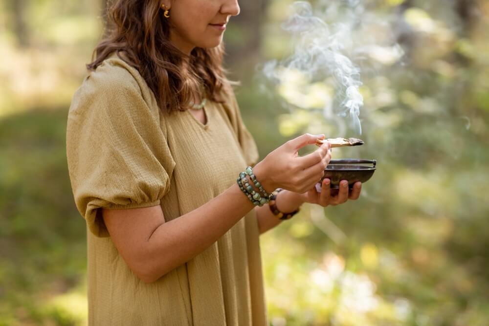 palo santo gebruiken om buiten te reinigen