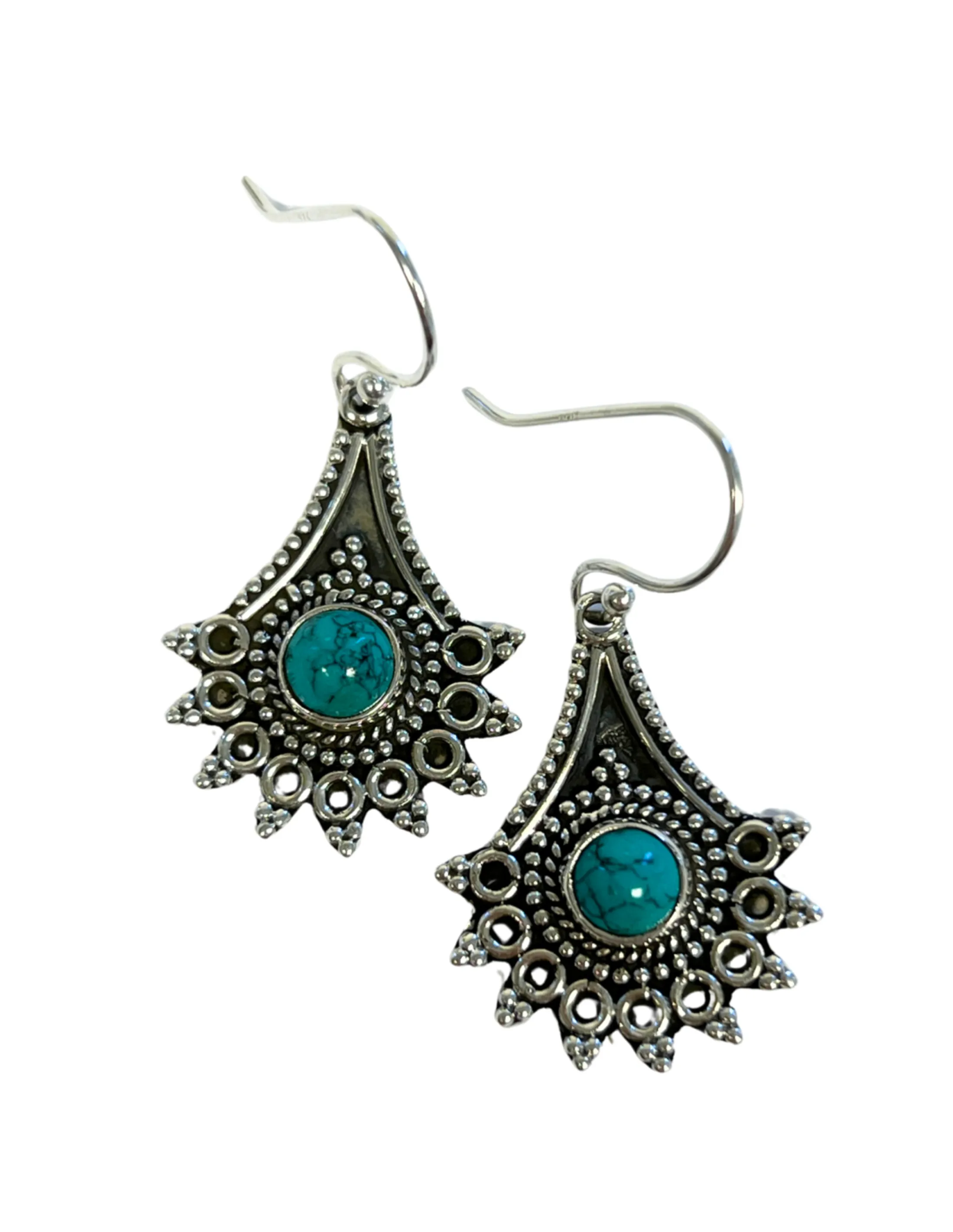 Turkoois zilveren design oorbellen 1 Turkoois zilveren design oorbellen