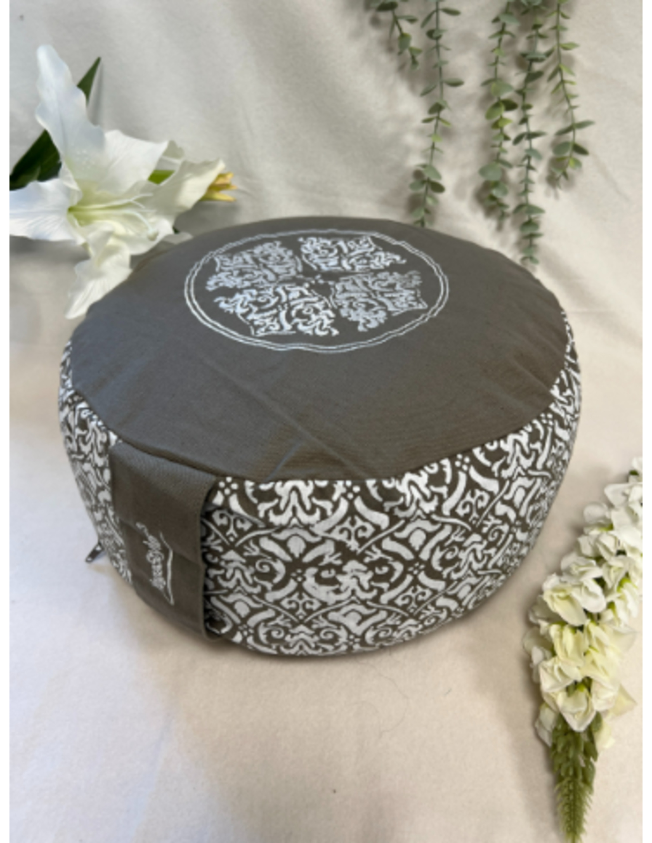 YogaStyles Meditatiekussen Design Grijs XL 4 YogaStyles Meditatiekussen Design Grijs XL - Afbeelding 4